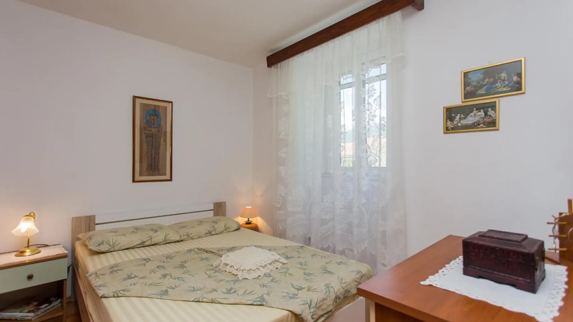 Apartment Peaceful Paradise Kastela